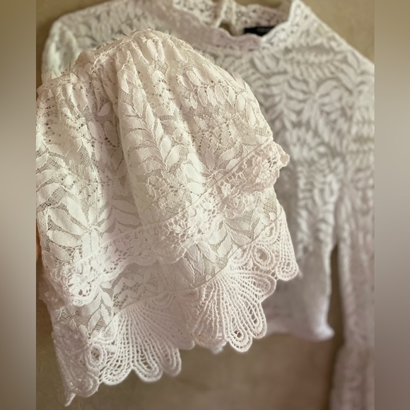 White lace cropped top - Picture 4 of 8